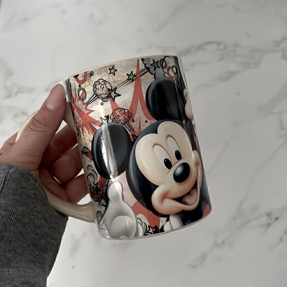 Disney Jerry Leigh Disney Mug
